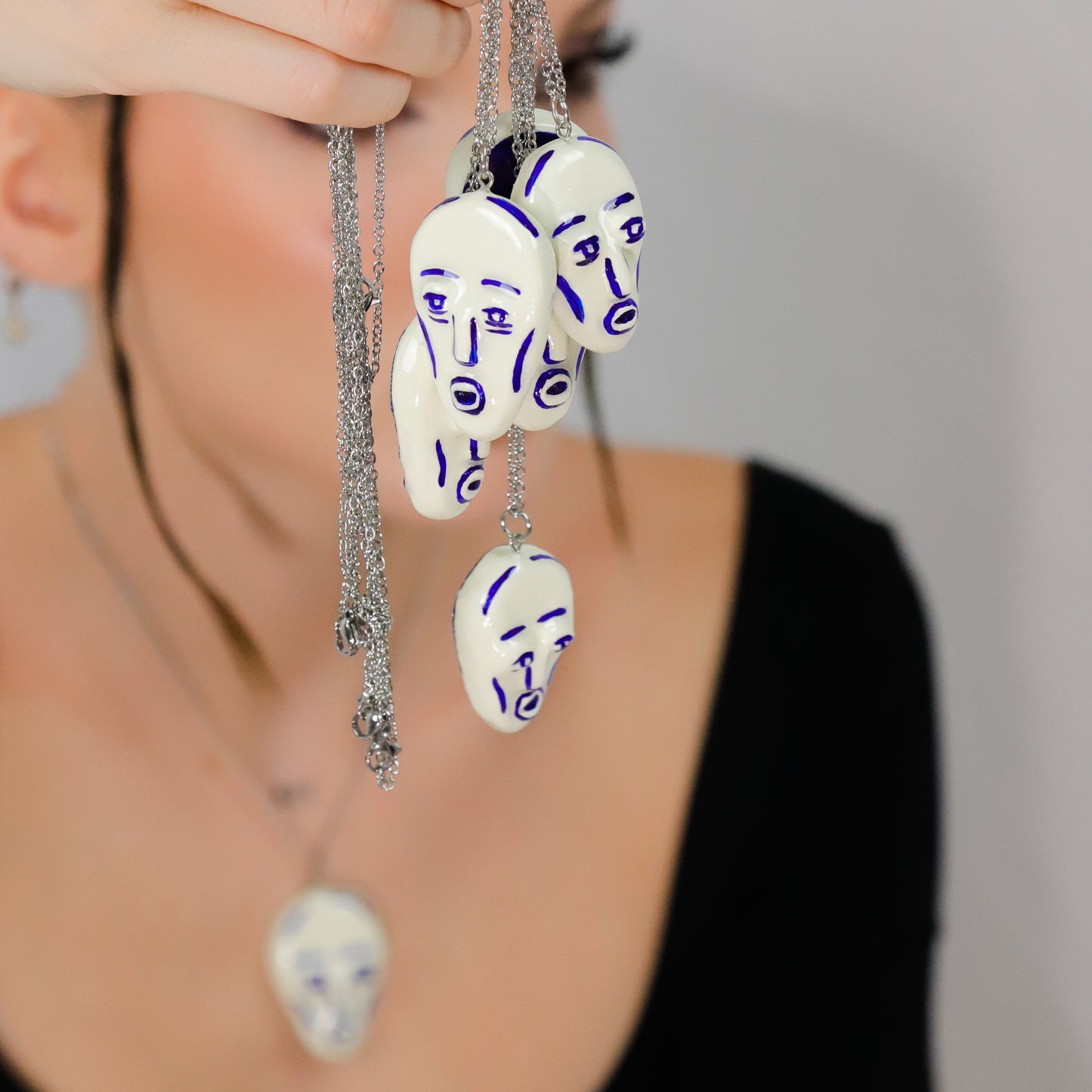 Sans Visages - Pendentif n°1